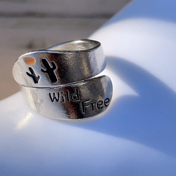 Wild Free Cactus Silver Ring - Picture 10 of 11